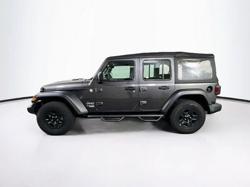 Used 2018 Jeep Wrangler Unlimited Sport AWD/4WD image 8