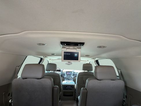 Used 2016 Chevrolet Suburban LTZ AWD/4WD image 31