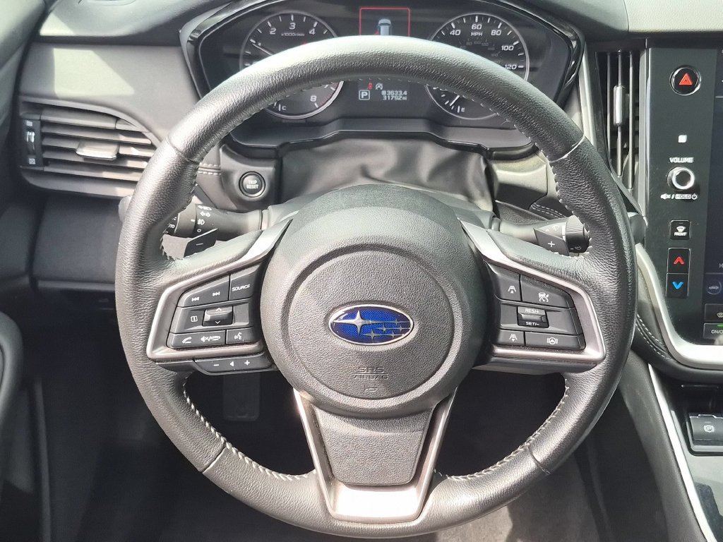 Used 2025 Subaru Outback Premium AWD/4WD image 23