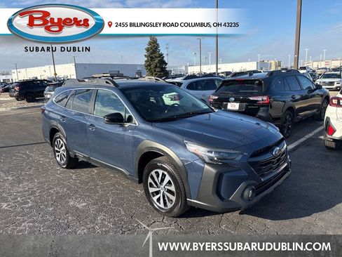 Used 2023 Subaru Outback Premium image 1