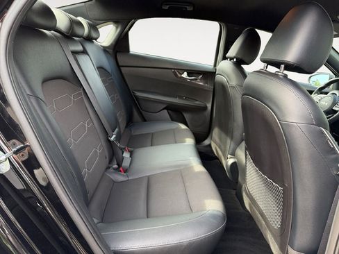 Used 2023 Kia Forte GT-Line w/ GT-Line Technology Package FWD image 23