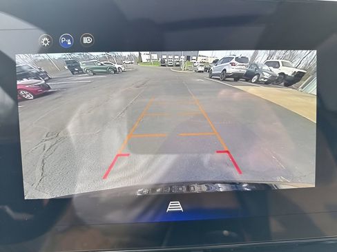 Used 2026 Chevrolet Equinox ACTIV image 26