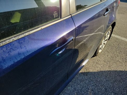 Used 2021 Toyota Corolla LE image 26