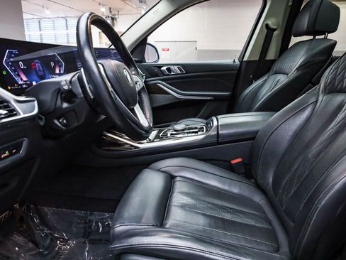 Certified 2024 BMW X7 xDrive40i image 19