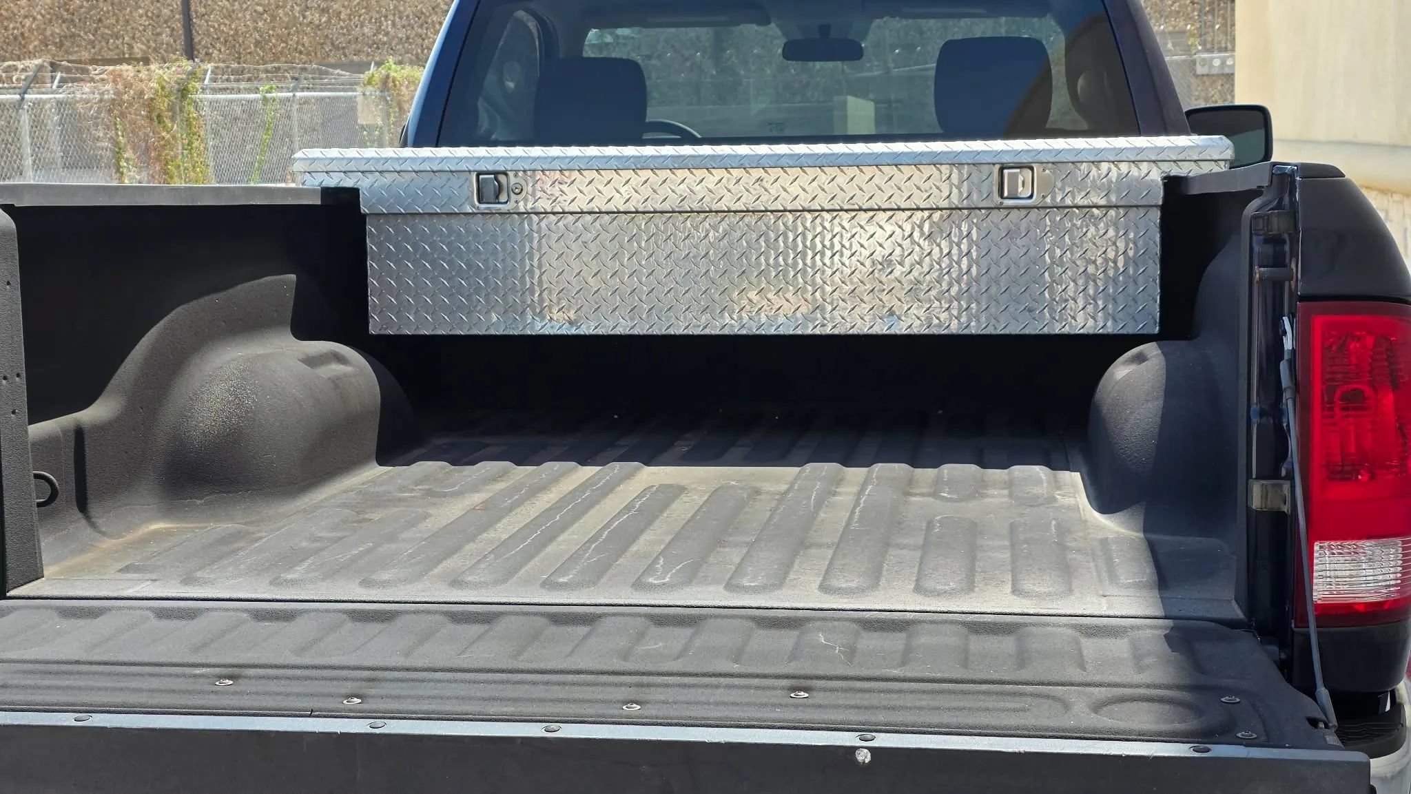 Used 2016 RAM 1500 Tradesman w/ Chrome Appearance Group RWD image 5