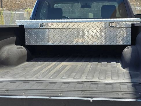 Used 2016 RAM 1500 Tradesman w/ Chrome Appearance Group RWD image 5