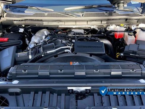 New 2026 Chevrolet Silverado 2500 ZR2 image 12