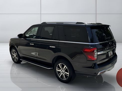 Used 2023 Ford Expedition Limited AWD/4WD image 2
