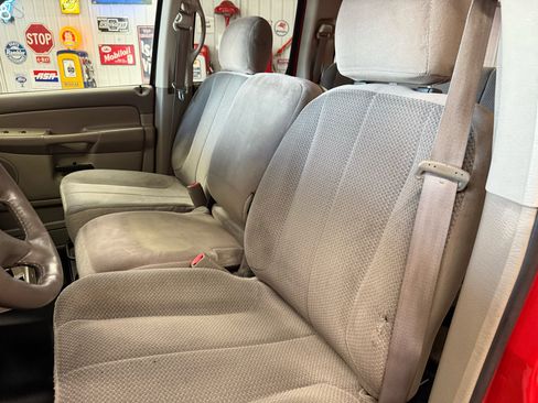 Used 2003 Dodge Ram 1500 Truck ST image 18