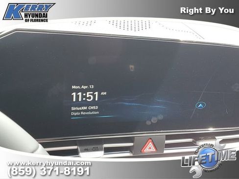 New 2026 Hyundai Elantra Limited FWD image 24