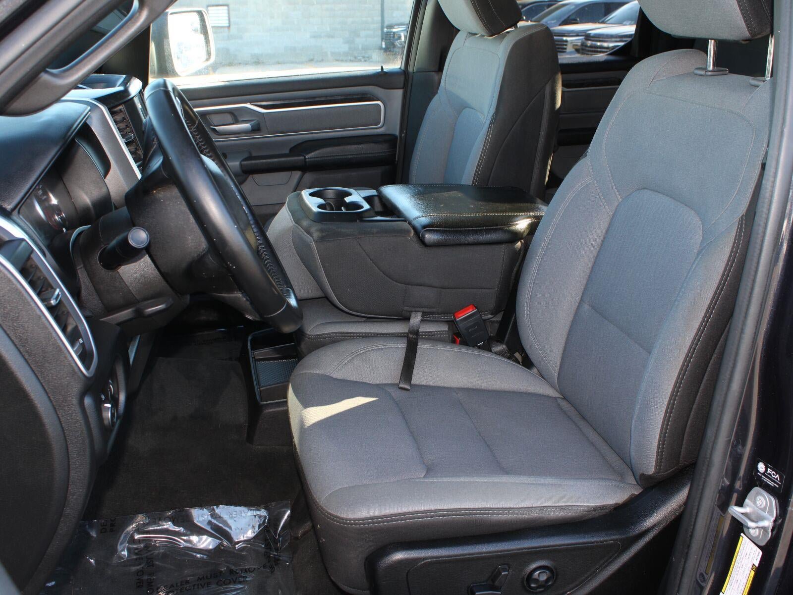 Used 2021 RAM 1500 Big Horn AWD/4WD image 17