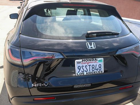 Used 2025 Honda HR-V LX image 13