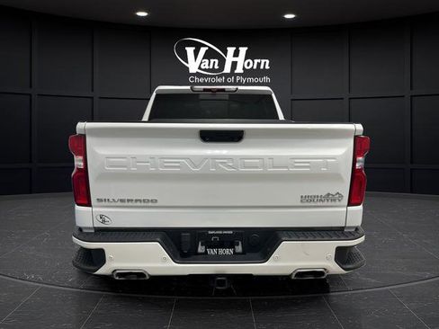 Used 2022 Chevrolet Silverado 1500 High Country w/ High Country Premium Package image 6