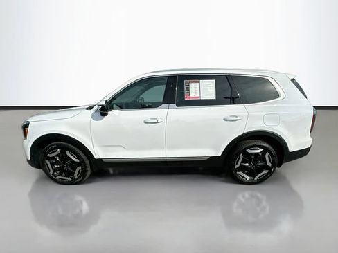 Used 2025 Kia Telluride EX w/ EX Captain's Chair Package AWD/4WD image 9