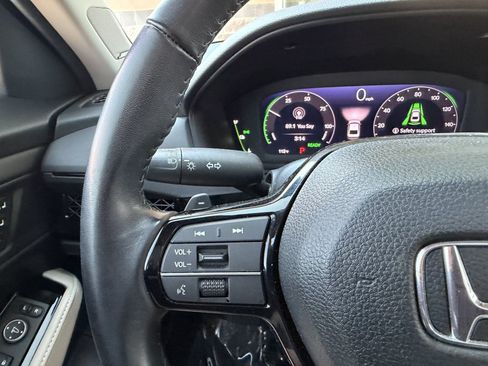 Used 2024 Honda Accord Touring image 27