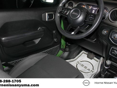 Used 2018 Jeep Wrangler Unlimited Sport AWD/4WD image 10