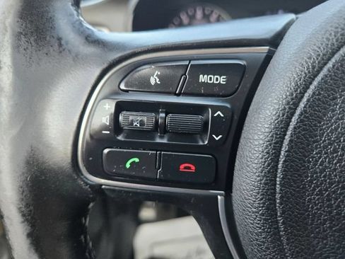 Used 2018 Kia Optima S FWD image 22