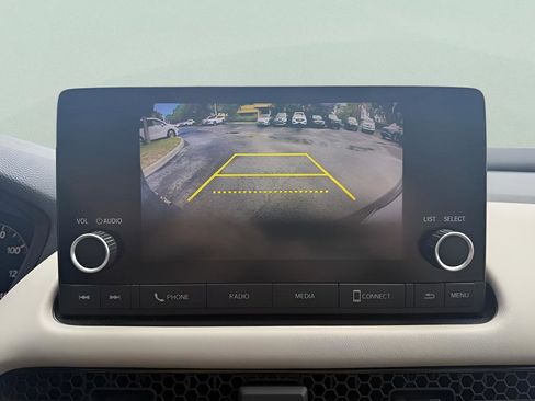 Certified 2024 Honda HR-V LX image 18