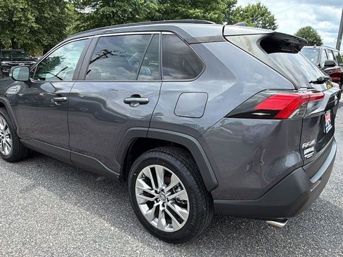 Used 2019 Toyota RAV4 XLE Premium w/ Advanced Technology Package FWD image 10