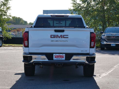 Used 2020 GMC Sierra 1500 SLE w/ SLE Value Package image 6