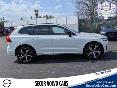 Used 2023 Volvo XC60 B6 Ultimate w/ Protection Package Premier image 5