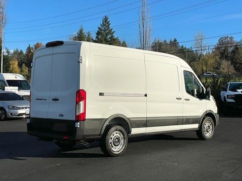 New 2026 Ford Transit 250 148 Medium Roof w/ Load Area Protection Package image 4