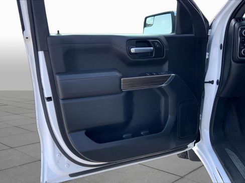 Certified 2021 Chevrolet Silverado 1500 LT w/ Fleet Comfort Package AWD/4WD image 21