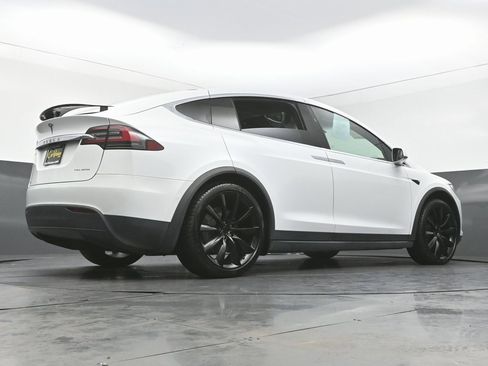 Used 2021 Tesla Model X Long Range image 51