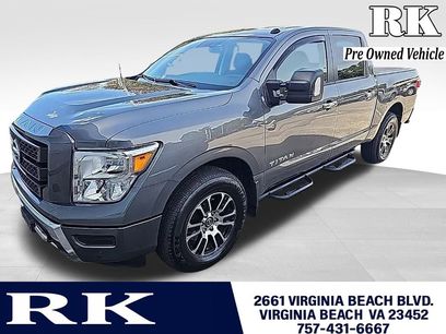 Used 2021 Nissan Titan SV w/ SV Convenience Package