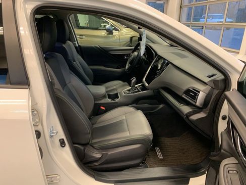 Certified 2025 Subaru Outback Onyx Edition AWD/4WD image 21