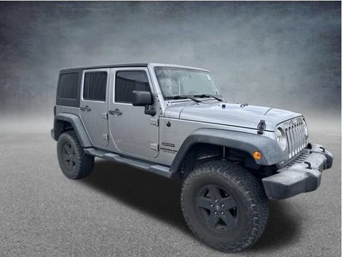 Used 2017 Jeep Wrangler Unlimited Sport w/ Connectivity Group AWD/4WD image 8
