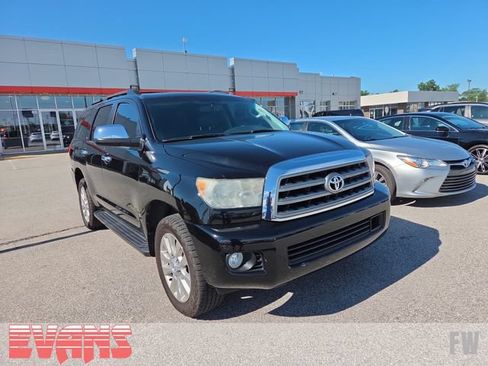 Used 2014 Toyota Sequoia Platinum AWD/4WD image 1