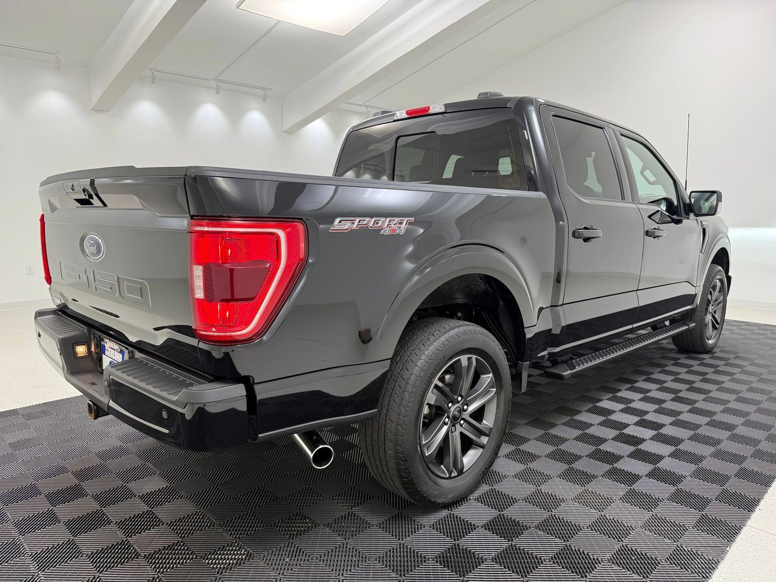 Used 2023 Ford F150 XLT w/ Equipment Group 302A High AWD/4WD image 6