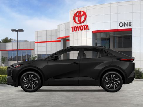 New 2026 Toyota C-HR AWD/4WD image 65