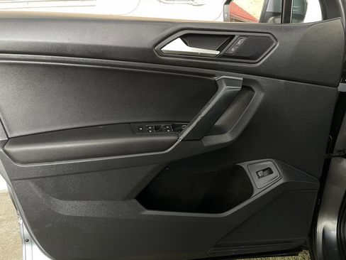 Used 2019 Volkswagen Tiguan SEL image 22