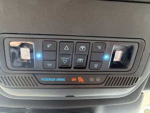 Used 2023 Ford Explorer King Ranch w/ Technology Package image 36