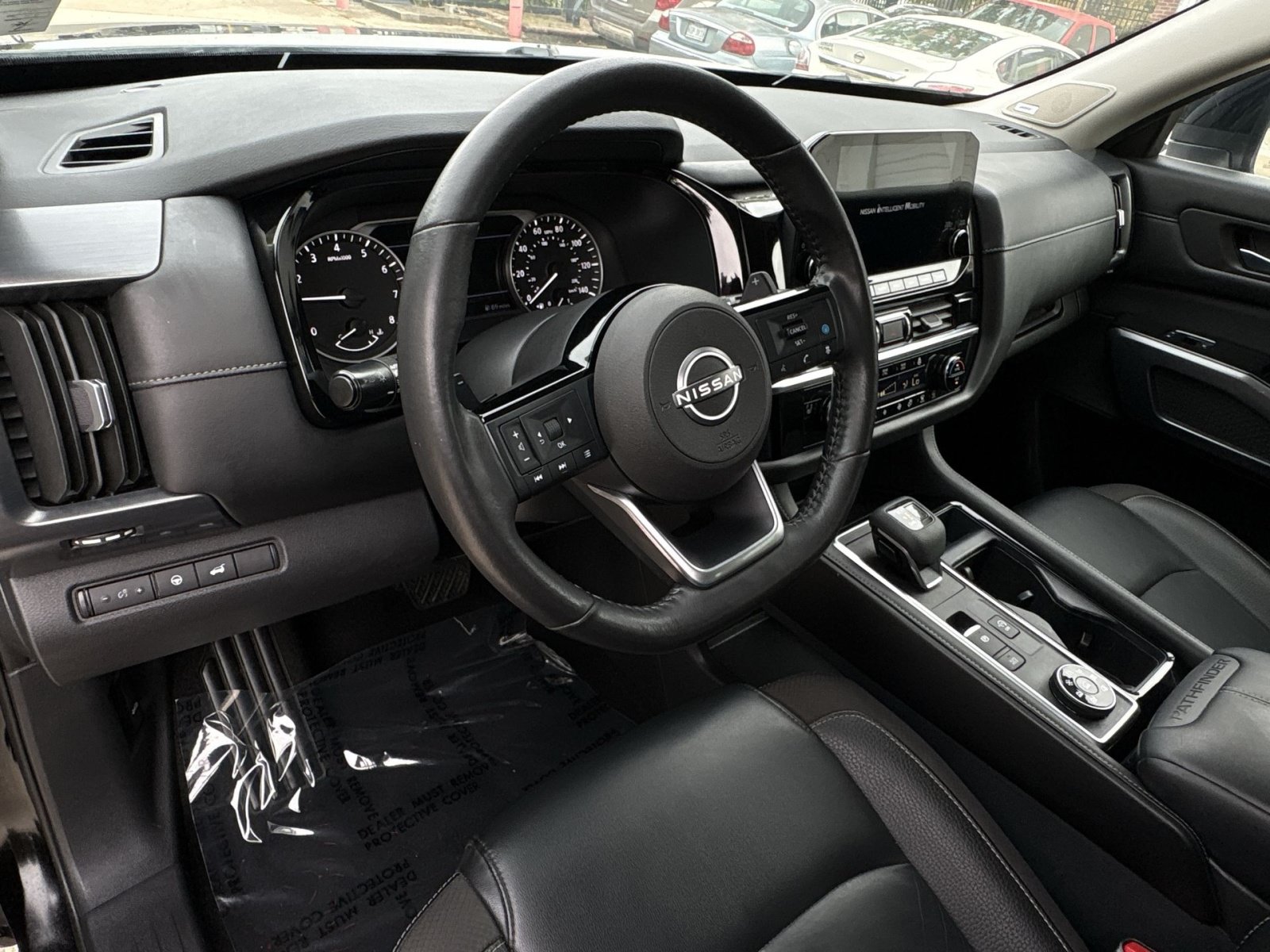 Used 2023 Nissan Pathfinder SL w/ SL Premium Package AWD/4WD image 17