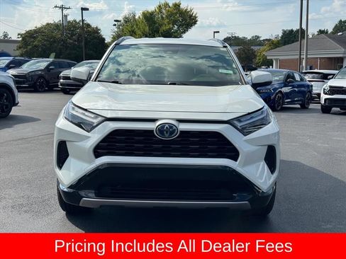 Used 2022 Toyota RAV4 SE AWD/4WD image 8