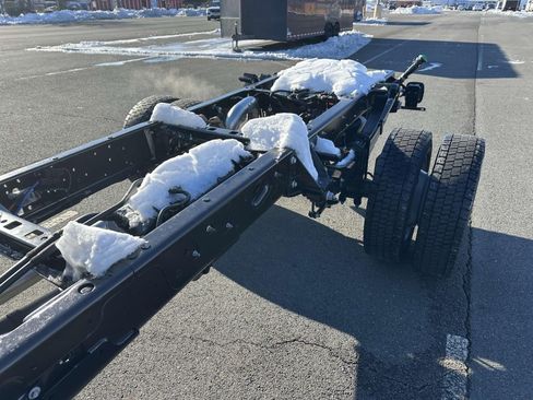 New 2025 Ford F550 4x4 Crew Cab Super Duty image 11