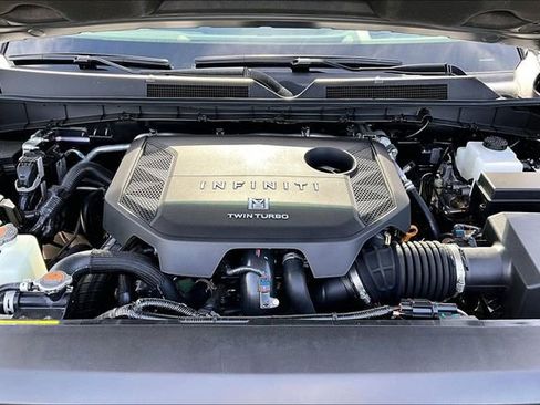 New 2026 INFINITI QX80 Luxe image 10