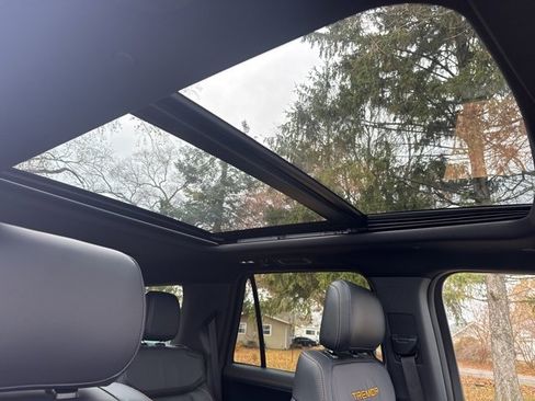 New 2025 Ford Expedition Tremor image 24