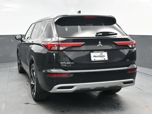 Used 2022 Mitsubishi Outlander SE AWD/4WD image 5