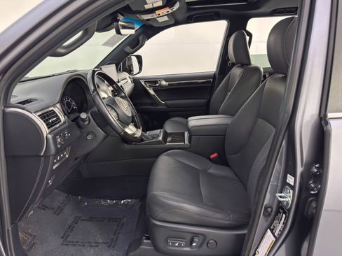 Used 2022 Lexus GX 460 Premium image 17