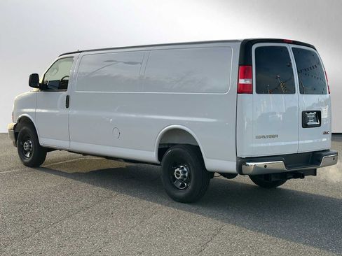 New 2025 GMC Savana 3500 Extended w/ Driver Convenience Package image 5