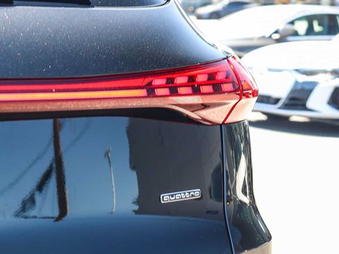 Used 2025 Audi Q5 Premium Plus w/ Premium Plus AWD/4WD image 11