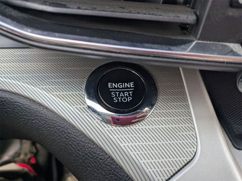 Used 2024 Ford Explorer XLT w/ Equipment Group 202A image 16