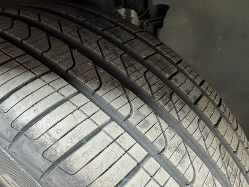 Certified 2024 BMW X4 M40i image 29