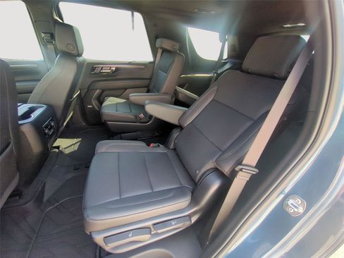Used 2025 Chevrolet Tahoe LT w/ Comfort Package AWD/4WD image 30