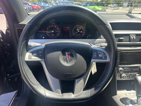Used 2009 Pontiac G8 GXP RWD image 14