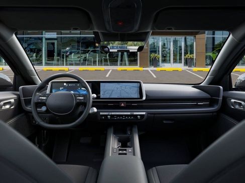 New 2025 Hyundai Ioniq 6 SEL RWD image 11